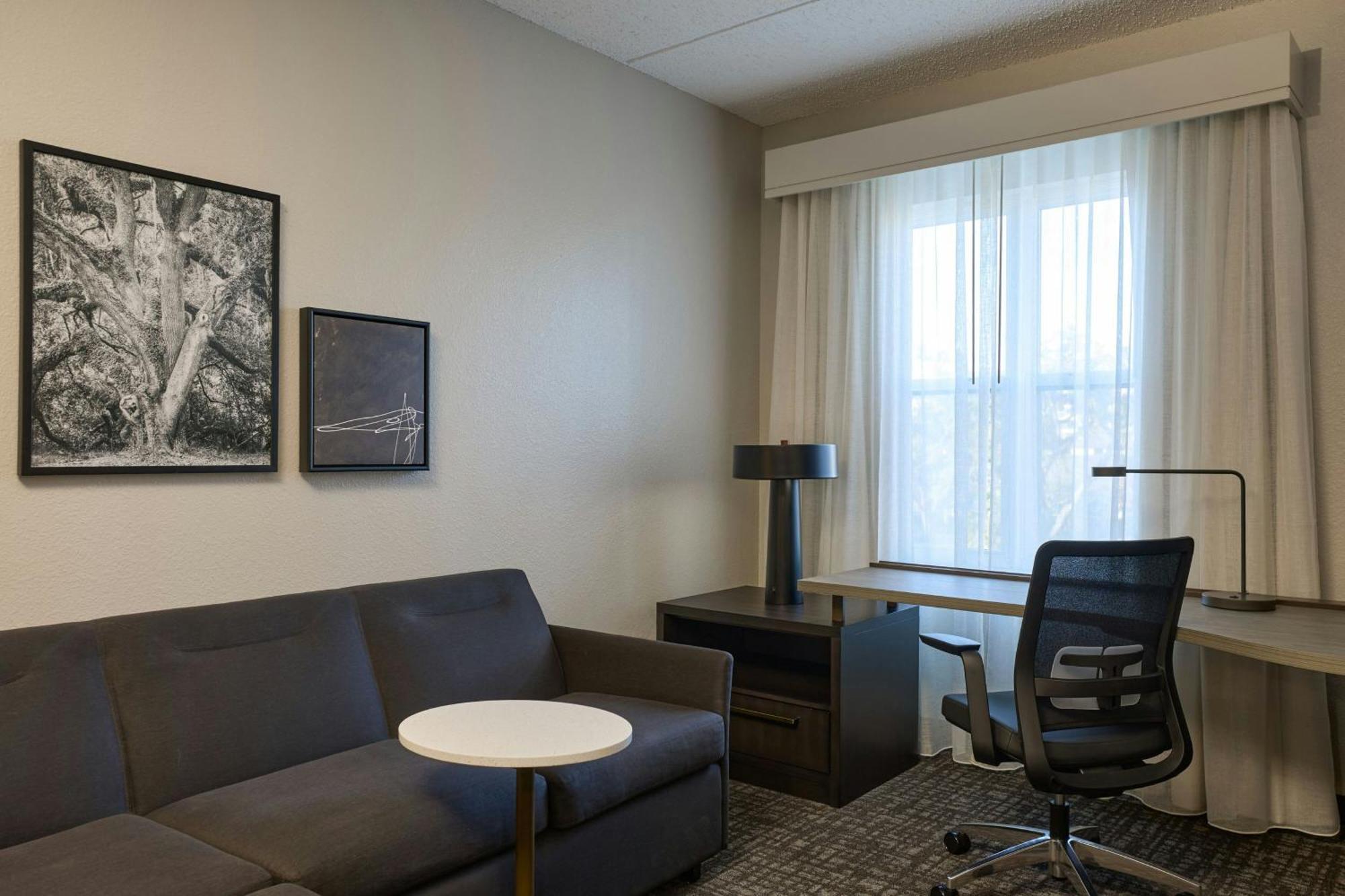 Residence Inn By Marriott Tallahassee Universities At The Capitol Exterior foto