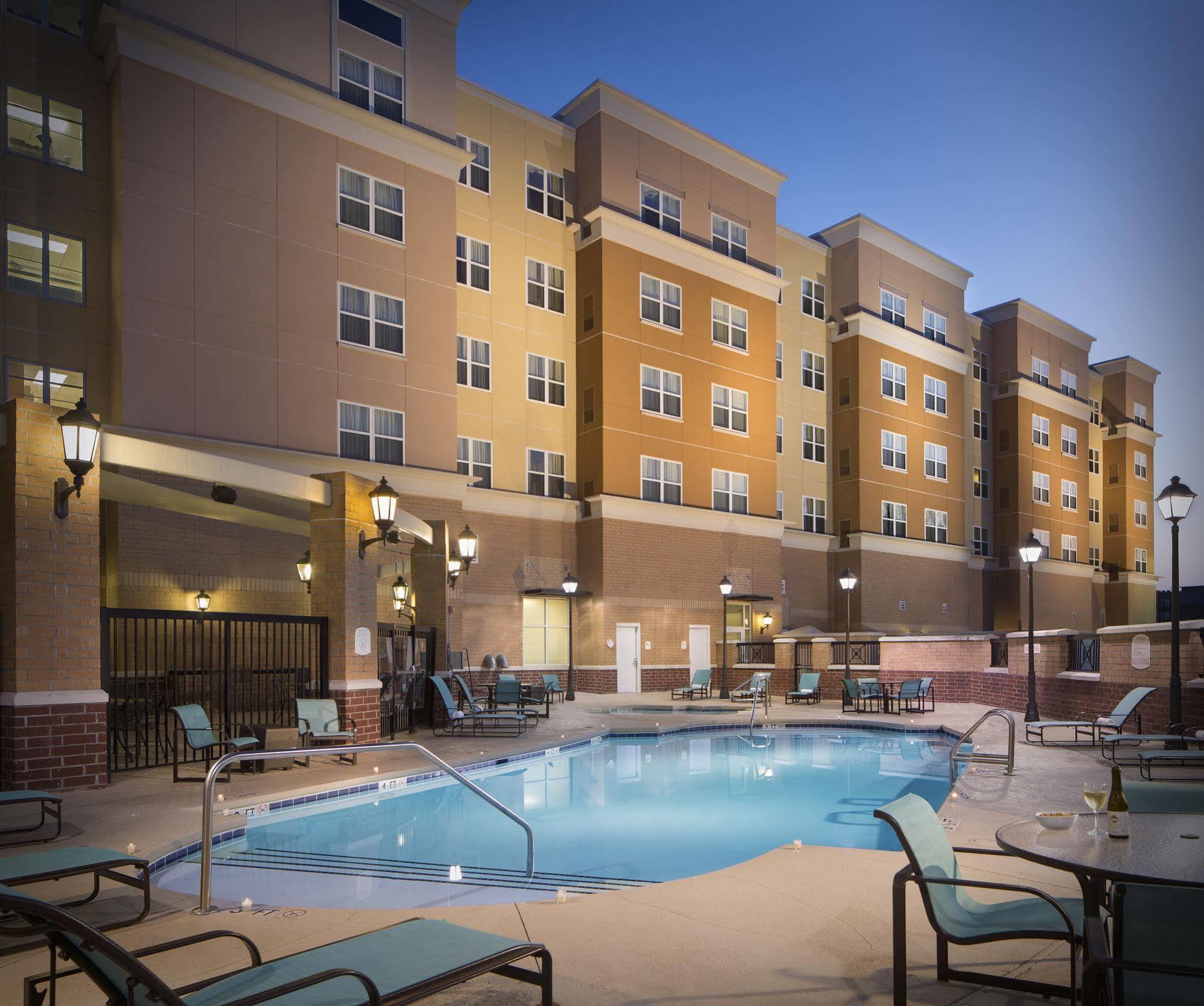 Residence Inn By Marriott Tallahassee Universities At The Capitol Exterior foto